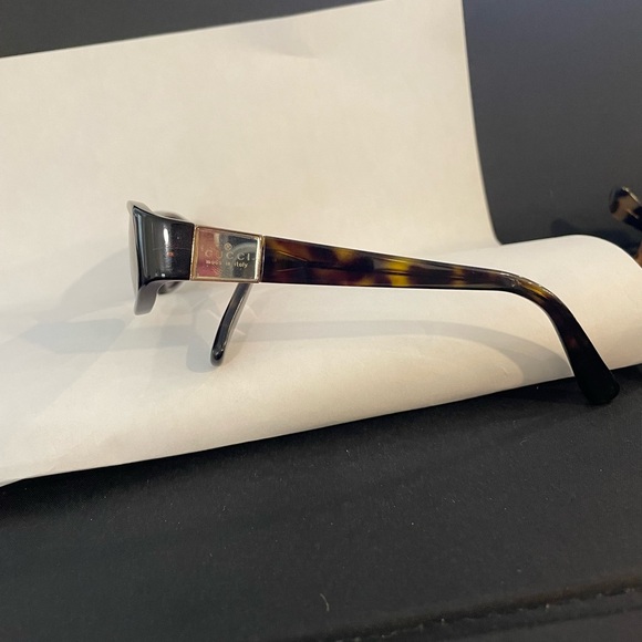 Gucci Women's Tortoise Sunglasses - Picture 2 of 5